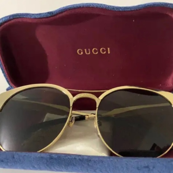 GUCCI SUNGLASSES - Picture 2 of 8